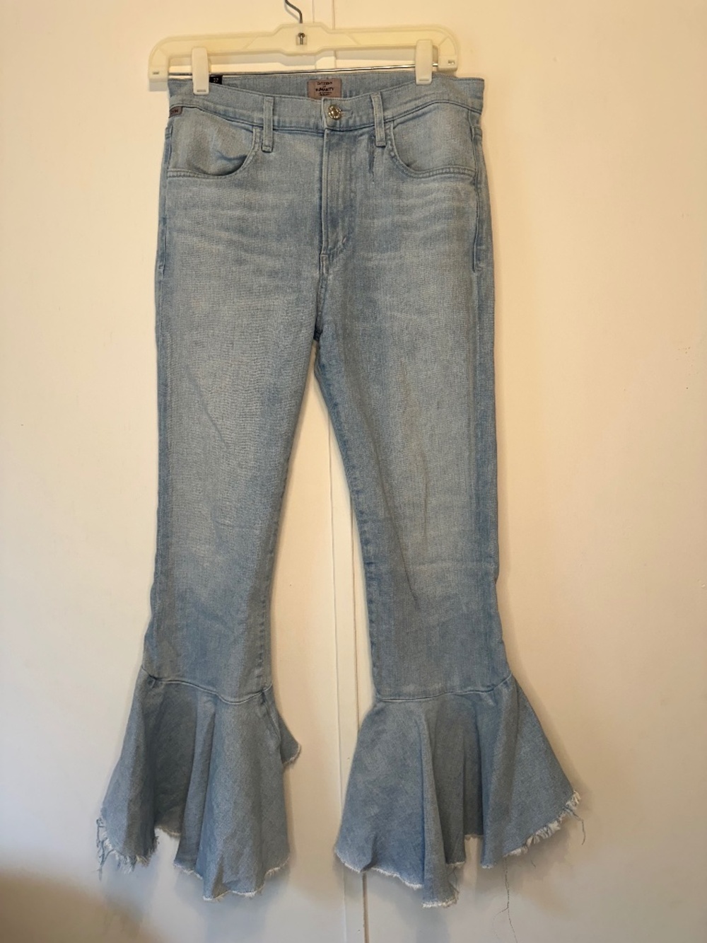 Citizens of Humanity Drew Flounce High Rise Ruffle Flare Crop Jeans 27 Distresse